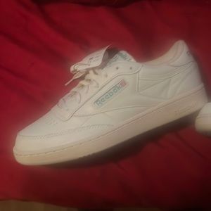 Reebok club c 85 vintage unisex tennis shoes